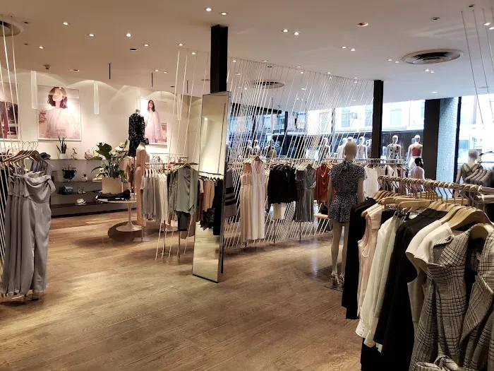 Reiss 3