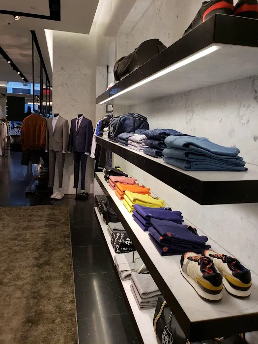 Reiss 4