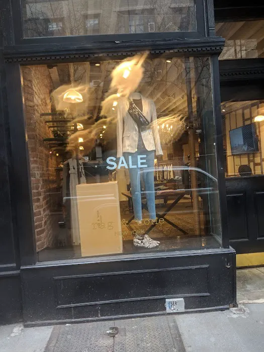 Reiss 9