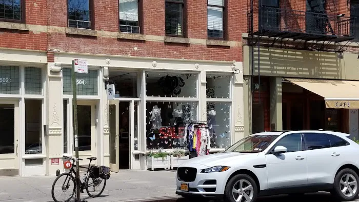 International Boutique 0
