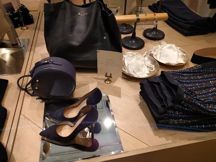 Club Monaco SoHo 8