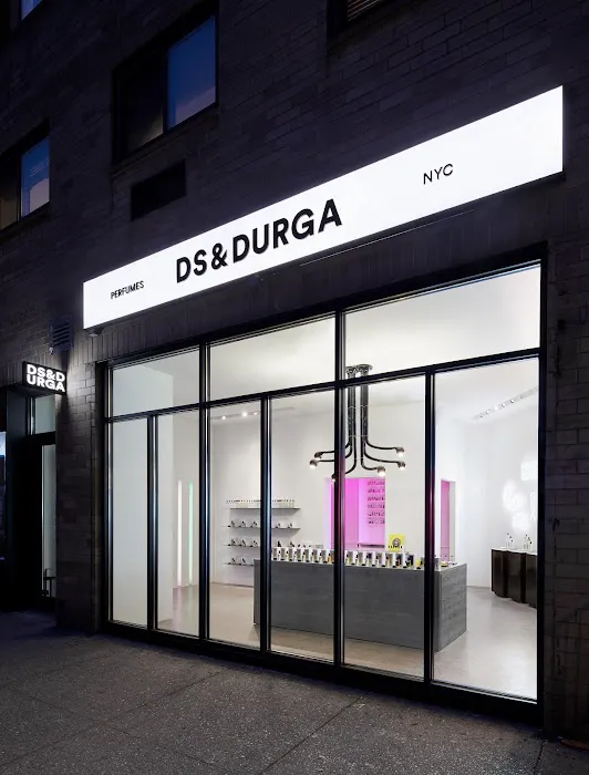 D.S. & DURGA 4