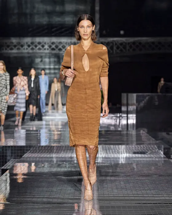 Burberry 8