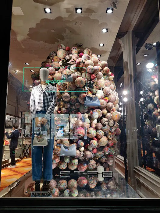 ETRO Boutique 6