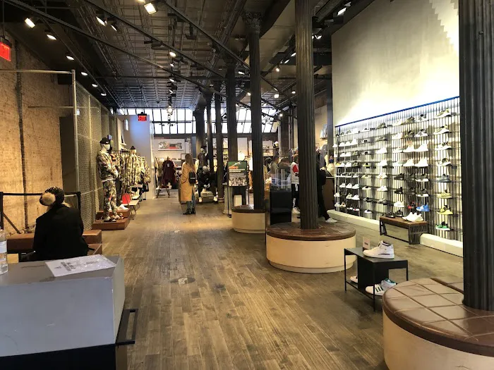 Originals Flagship Store New York, Spring Street 2