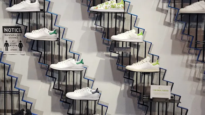 Originals Flagship Store New York, Spring Street 9
