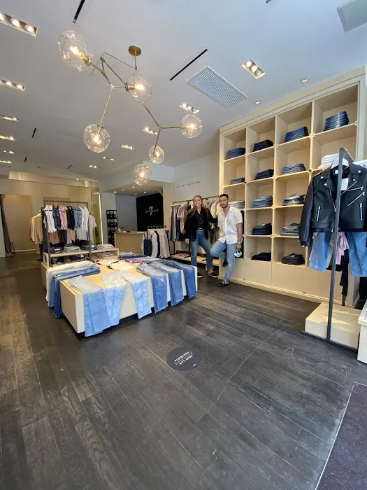7 For All Mankind 4