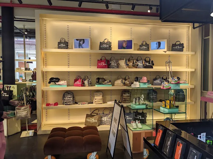 Marc Jacobs - Prince Street 1