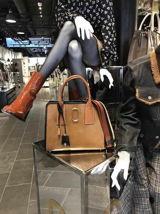 Marc Jacobs - Prince Street 4