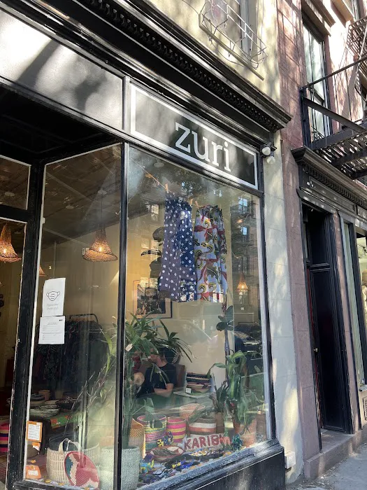 Zuri 0