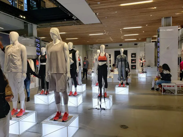 Nike Soho 5