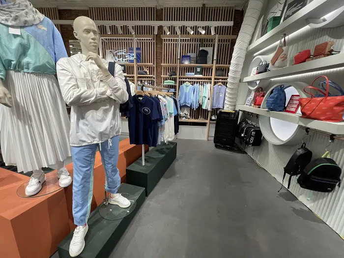 Lacoste 5