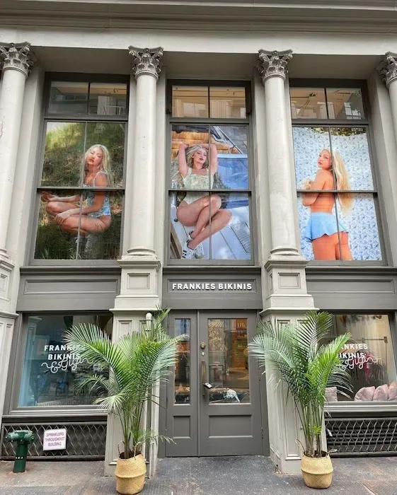 Frankies Bikinis 3