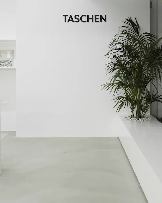 John Elliott 7