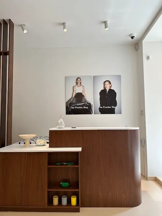 Frankie Shop 4