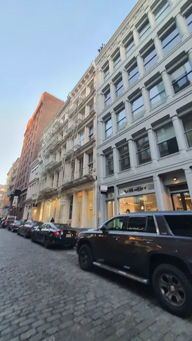 Givenchy SoHo 6