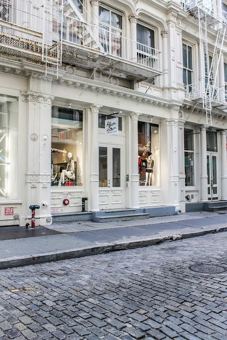 alice + olivia 9