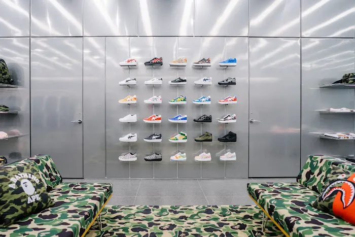 BAPE STORE NEW YORK SOHO 9