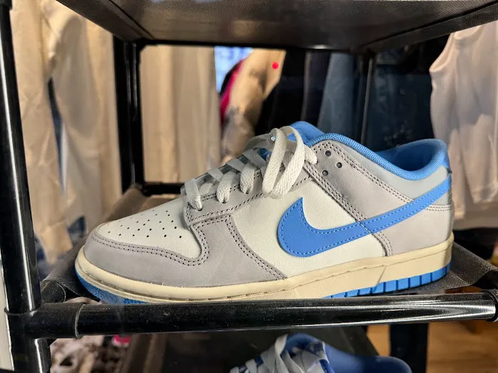 Blue & Cream 6