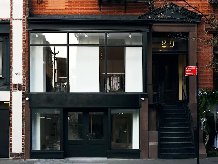 Atelier New York - Women's Store 8
