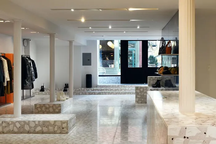 Atelier New York - Women's Store 7