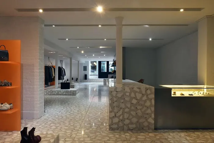 Atelier New York - Women's Store 2