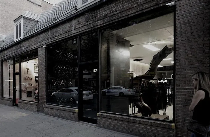 Atelier New York Men Store 9