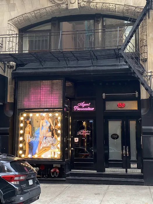 Agent Provocateur 7