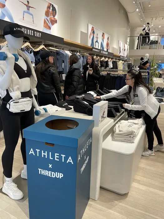 Athleta 1