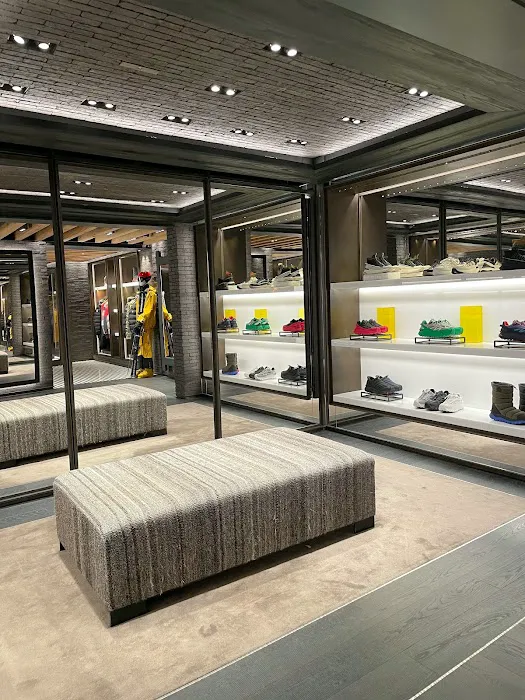 Moncler 3