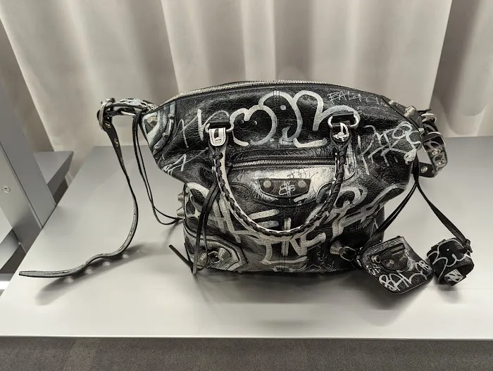 BALENCIAGA 2