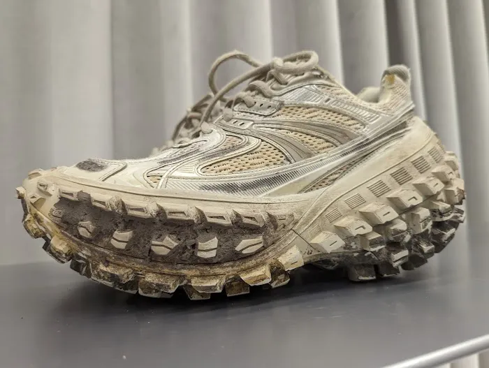BALENCIAGA 5