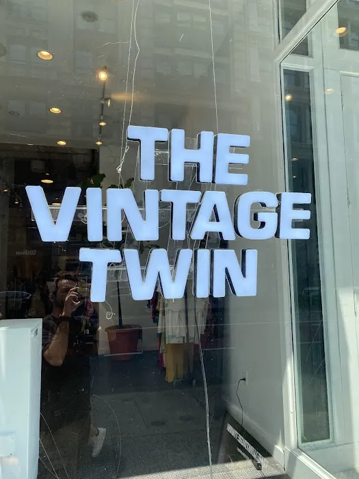 The Vintage Twin 0
