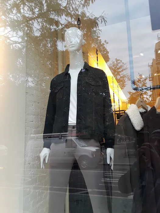 Acne Studios Horatio Street 4