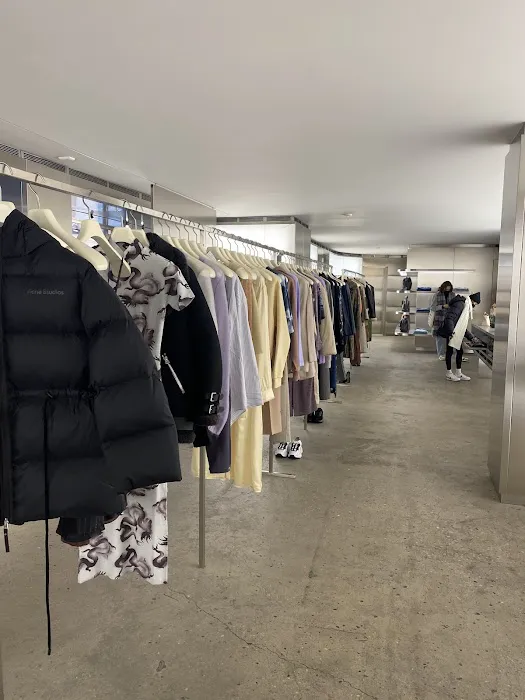 Acne Studios Horatio Street 1
