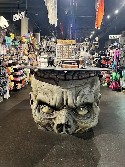 Halloween Adventure Shop 9