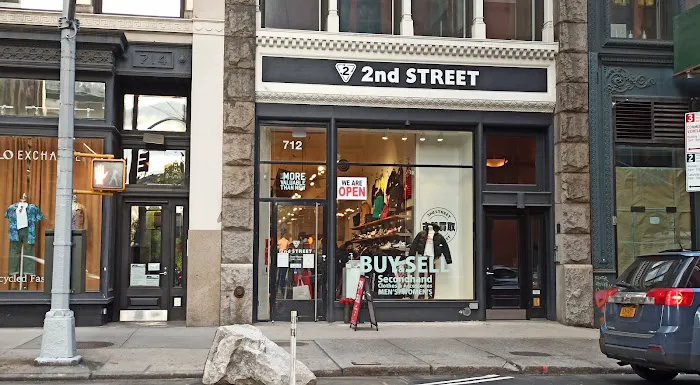 2nd STREET NoHo 9