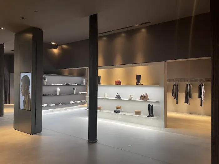 LUISAVIAROMA NEW YORK 5