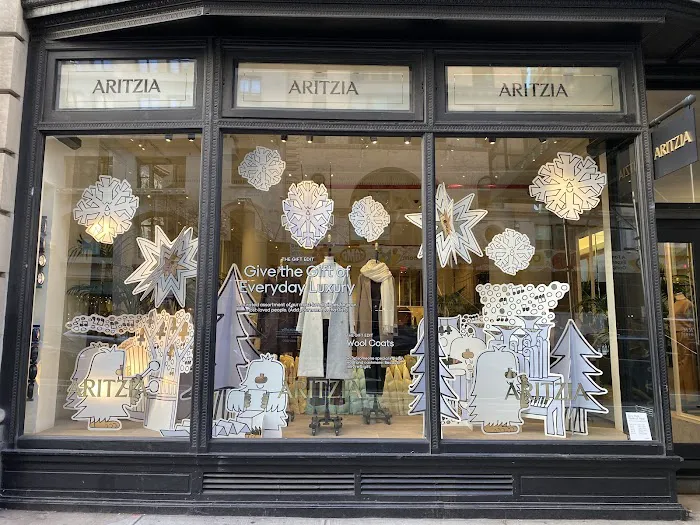 Aritzia 1