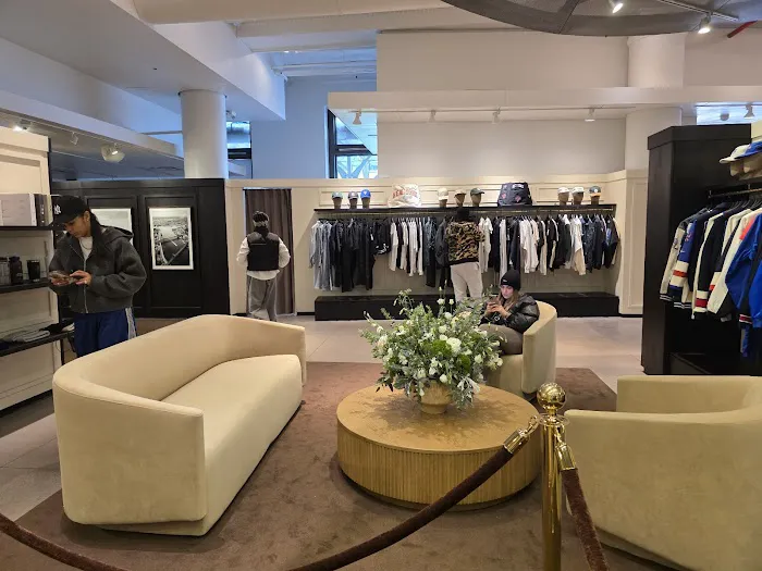 Kith Manhattan Temporary 1