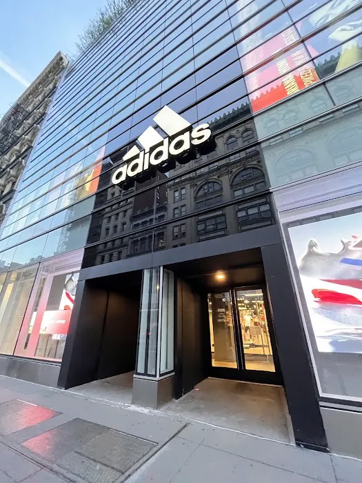 adidas Brand Center New York 6