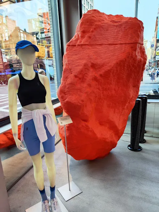 On Store NYC Lafayette 8