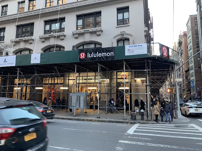 lululemon 3