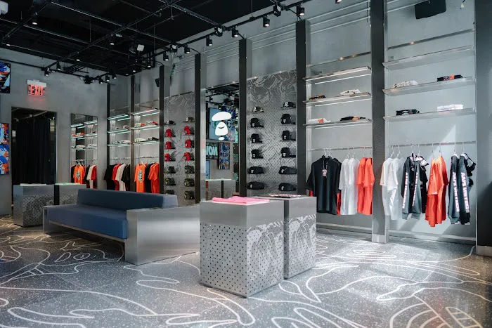 AAPE STORE NEW YORK 9