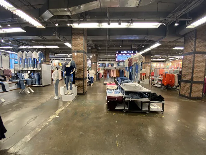 Old Navy 4