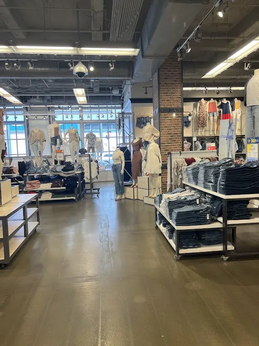 Old Navy 1