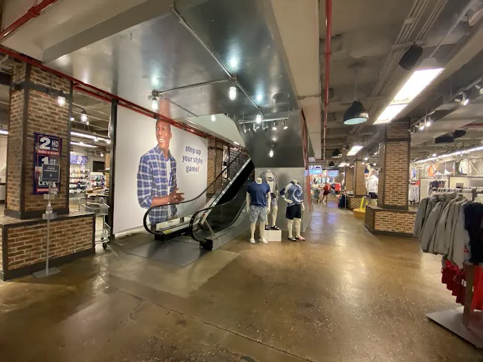 Old Navy 3