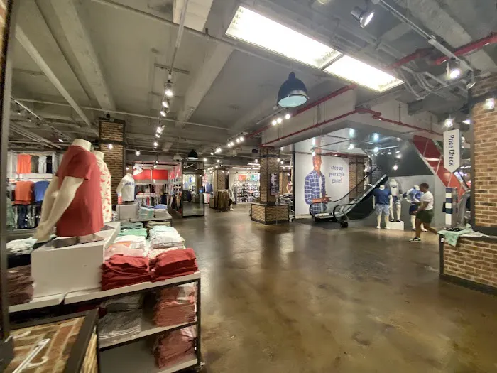 Old Navy 2