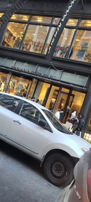 Banana Republic 5