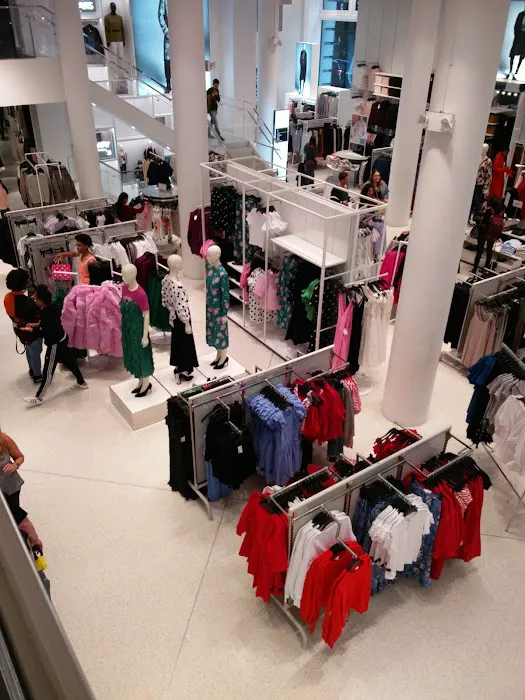 H&M 9